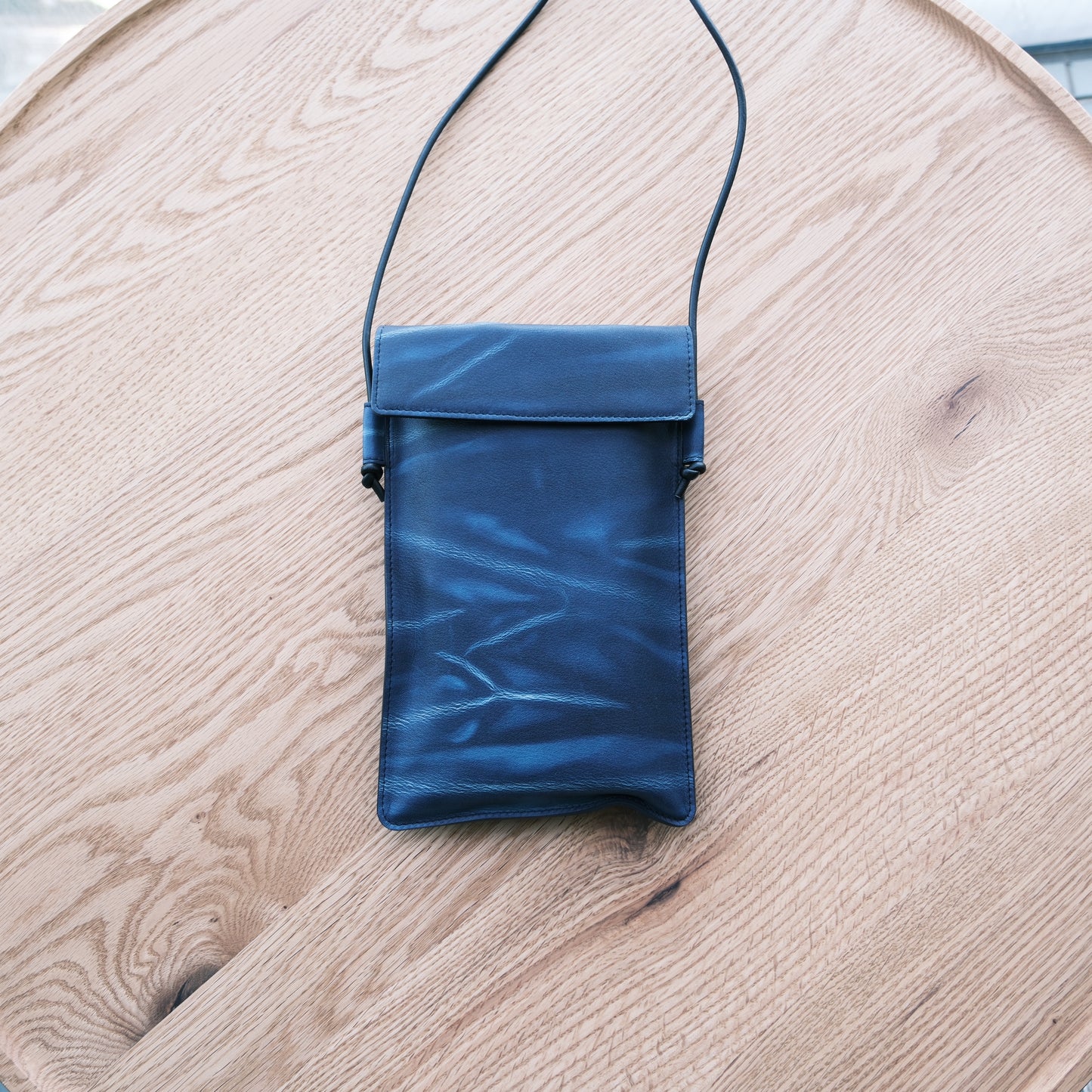 阿波藍革 Shoulder Bag